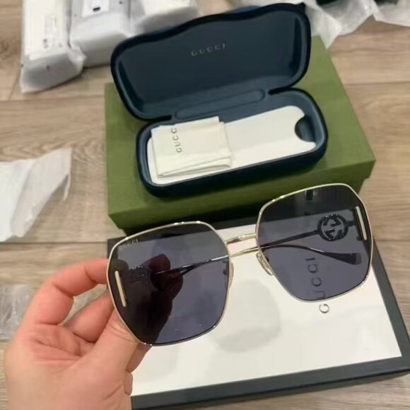 NIB Authentic Gucci SQUARE GOLD GREY WOMEN SUNGLASSES - Picture 3 of 5